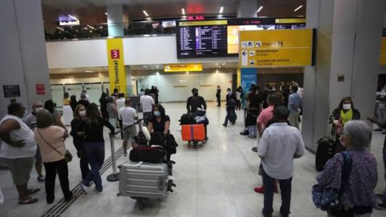 Vendaval em São Paulo interrompe operações aéreas